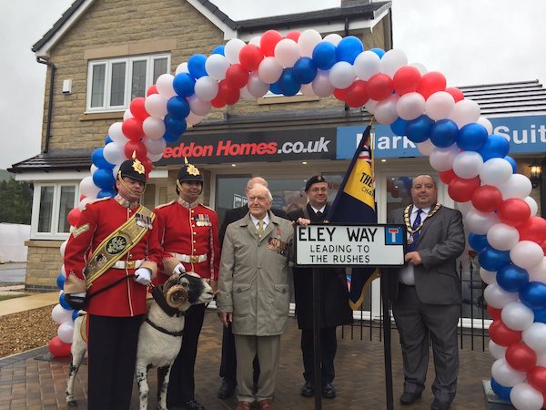 Seddon Homes balloon arch